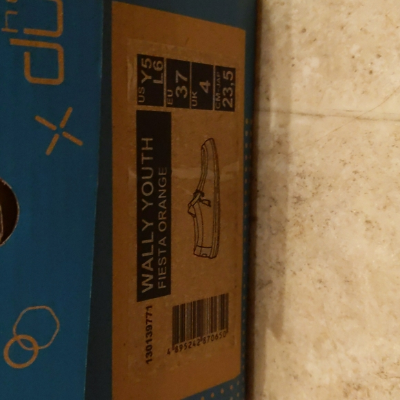 Hey Dudes - Picture 2 of 4